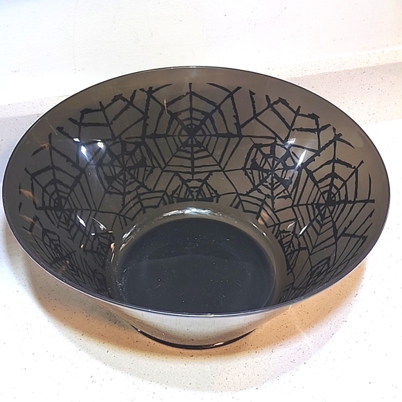 Candy Bowls.  Extra Large with spider webs and a blowmold pumpkin bucket. - Picture 2 of 6